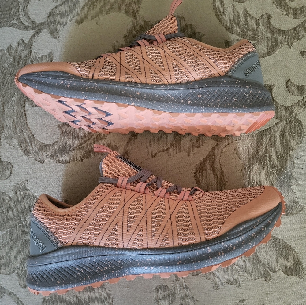 Women's Saucony Versafoam Shift Running Shoes - Picture 10 of 12